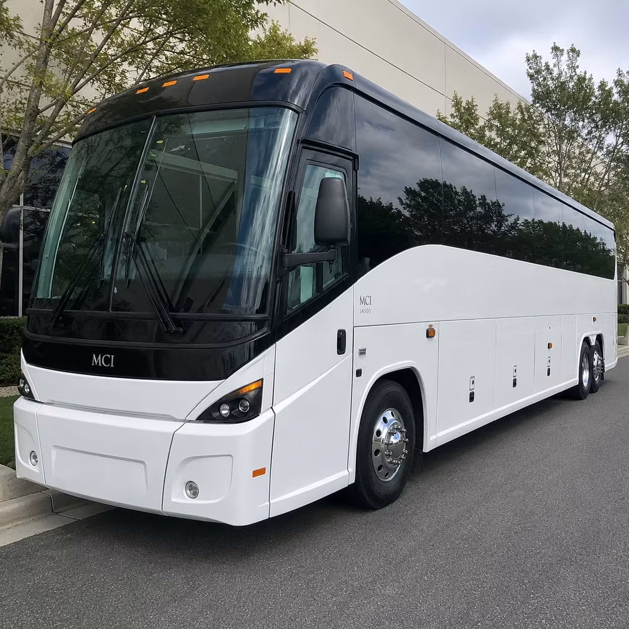 make your norfolk corporate event transportation as easy as your everyday shuttle