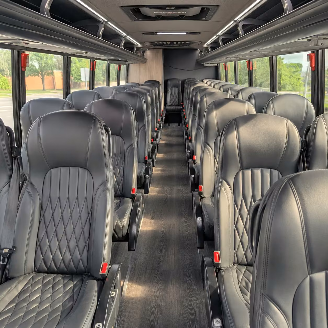 norfolk 30 passenger minibus rental