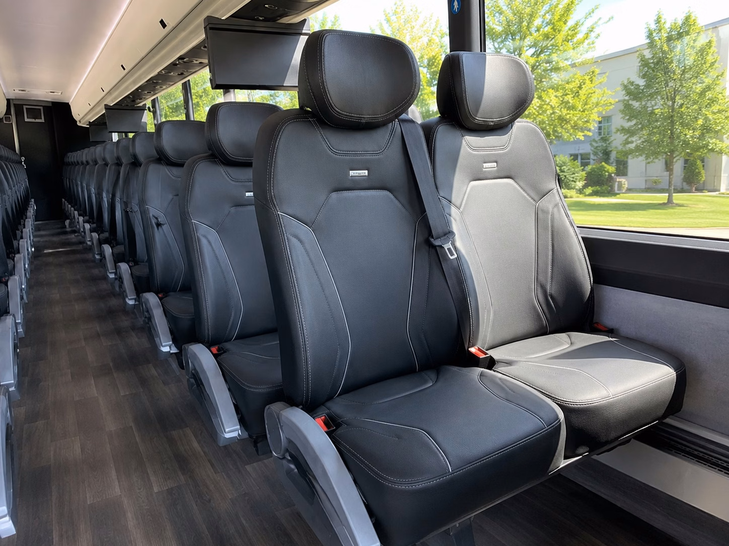 norfolk 56 passenger charter bus rental